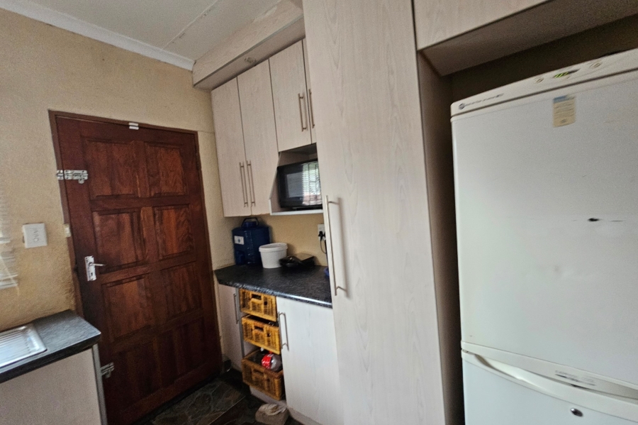 To Let 3 Bedroom Property for Rent in Tlhabane West North West